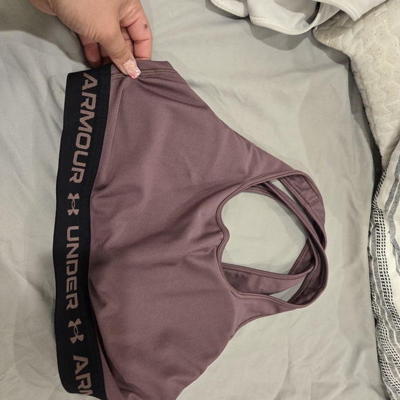 Under Armour Women's Mauve Sports Bra - Picture 1 of 3